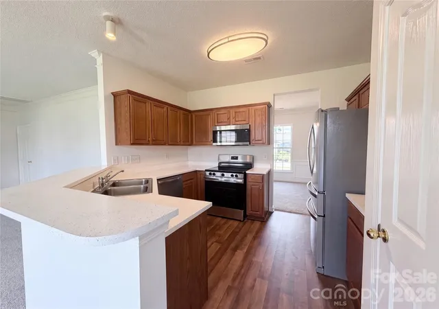 Photo 2 of Single family home for sale at 107 Elrosa Rd, Mooresville, NC 28115 | MLS# 4399332 | Listing updated on 2026-10-01