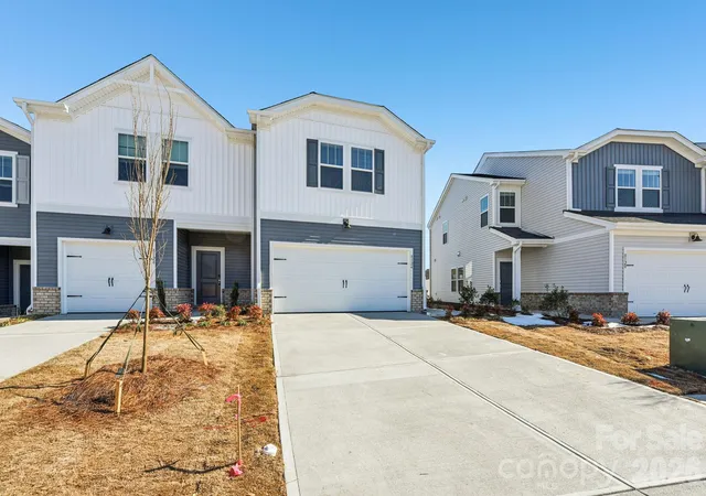 1st image of 9028 Foggy Brook Loop, Charlotte, NC 28216 | MLS# 4399334