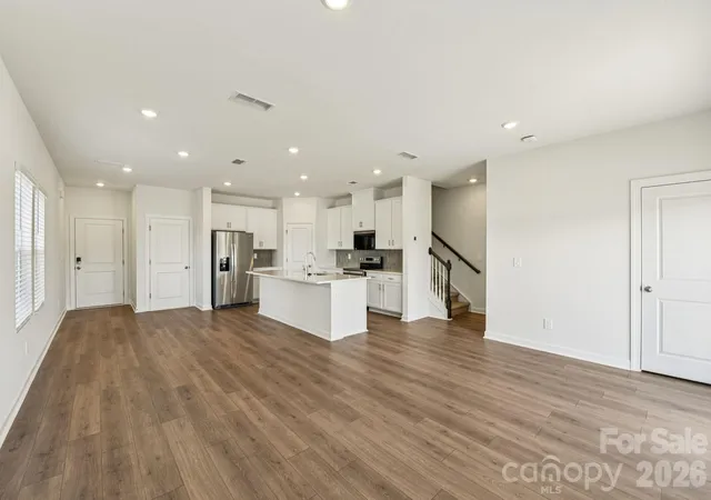 4th image of 9028 Foggy Brook Loop, Charlotte, NC 28216 | MLS# 4399334