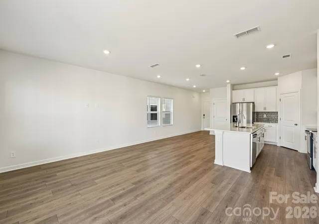 5th image of 9028 Foggy Brook Loop, Charlotte, NC 28216 | MLS# 4399334
