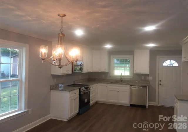 Homes for sale in Oakboro, NC | 339 W 11Th St, Oakboro, NC 28129 | MLS# 4399349