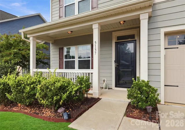 Photo 3 of Single family home for sale at 5137 Thomasville Dr, Belmont, NC 28012 | MLS# 4399379 | Listing updated on 2026-10-06