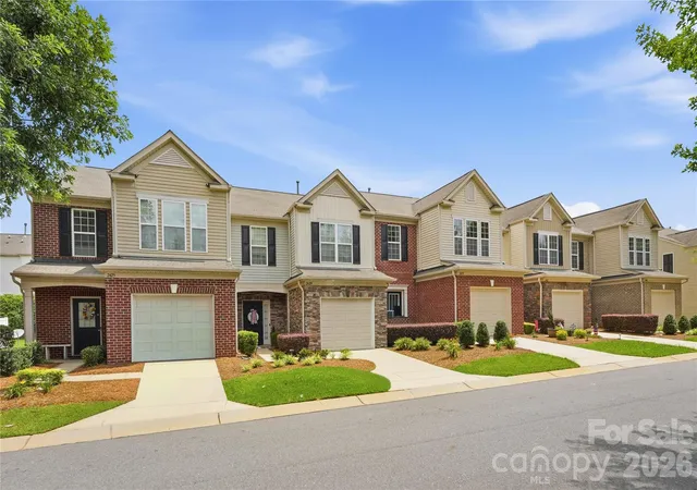 22nd image of 2433 Diplomat Ln, Charlotte, NC 28210 | MLS# 4399381