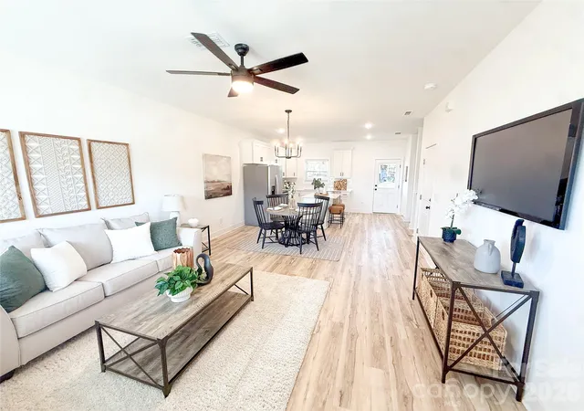 image of 201 E Rice St, Landis, NC 28088 | MLS# 4399384