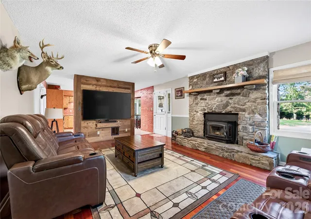 4th image of 10 Old Turnpike Rd, Mills River, NC 28759 | MLS# 4399387