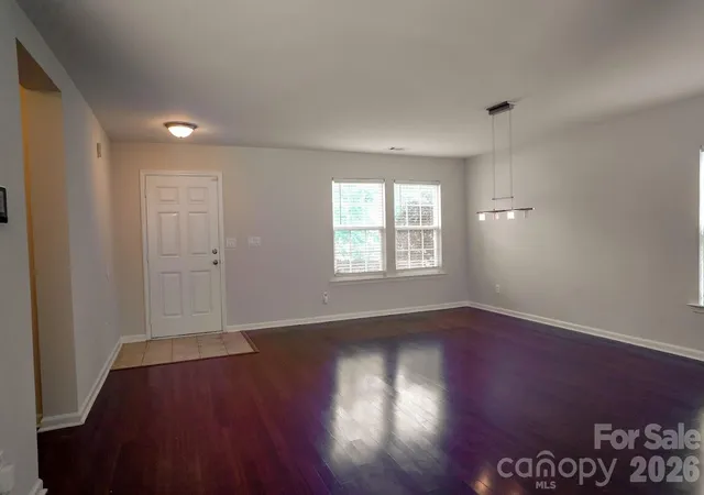 Homes for sale in Charlotte, NC | 9411 Seamill Rd, Charlotte, NC 28278 | MLS# 4399402