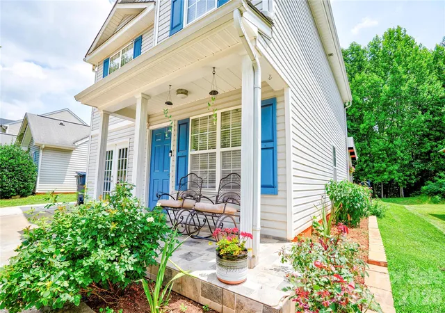 Photo 3 of Single family home for sale at 9336 Dewey Dr, Charlotte, NC 28214 | MLS# 4399418 | Listing updated on 2026-08-06