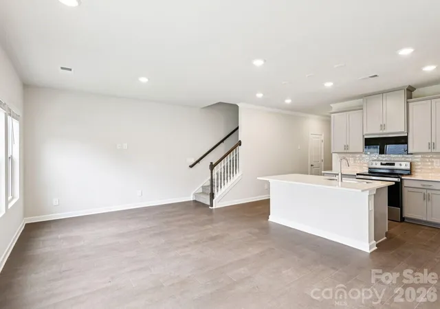 5th image of 9020 Foggy Brook Loop, Charlotte, NC 28216 | MLS# 4399430