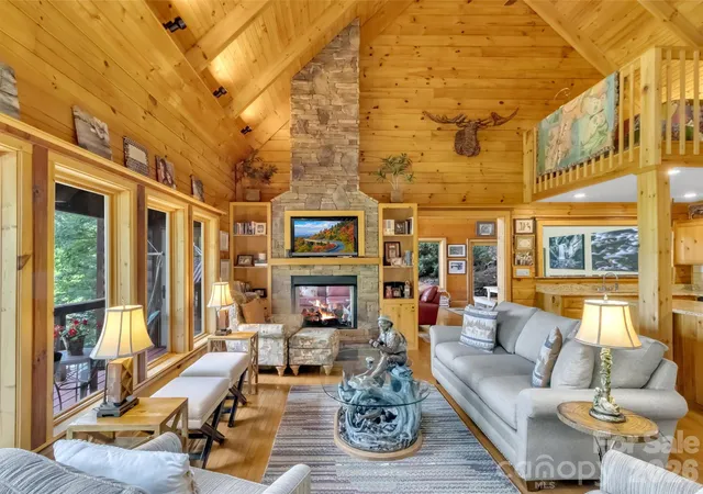 Photo 4 of Single family home for sale at 12 Signal Ridge, Sylva, NC 28779 | MLS# 4399435 | Listing updated on 2026-08-06