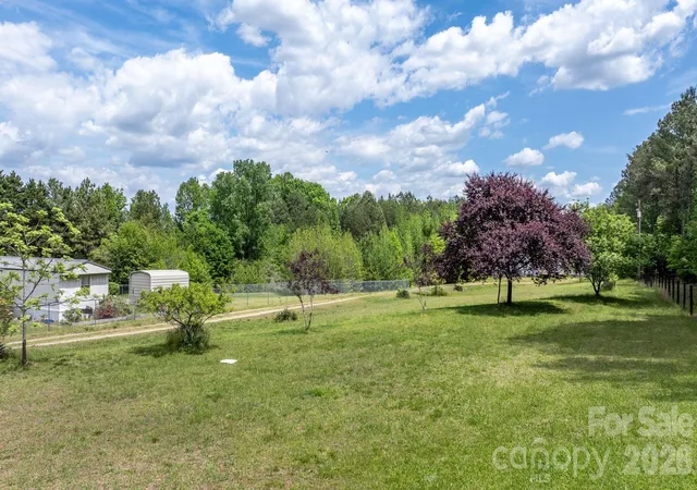 Homes for sale in Cherryville, NC | 1293 Bess Chapel Church Rd, Cherryville, NC 28021 | MLS# 4399436