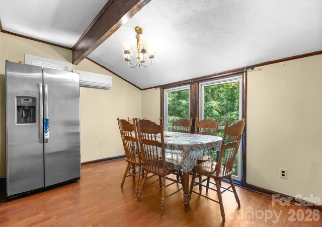 Photo 3 of Single family home for sale at 828 Manchester St SW, Lenoir, NC 28645 | MLS# 4399438 | Listing updated on 2026-07-04