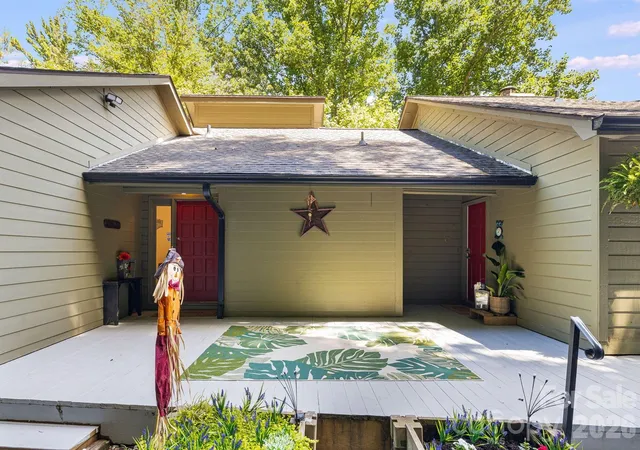 4th image of 64 Big Spruce Ln, Waynesville, NC 28786 | MLS# 4399449