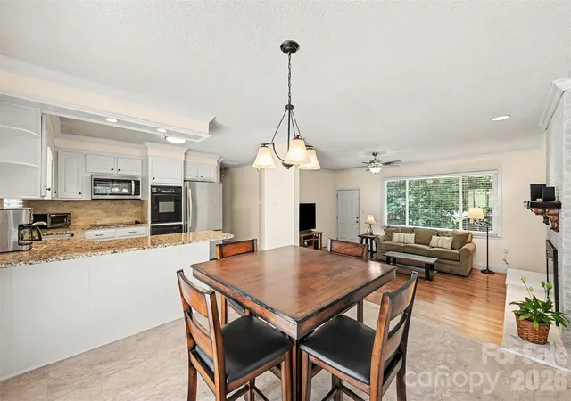 Photo 3 of Single family home for sale at 9050 Miriam Dr, Huntersville, NC 28078 | MLS# 4399453 | Listing updated on 2026-09-30
