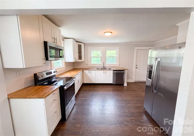 Photo 2 of Sale Pending at 519 N Rose Ave, Kannapolis, NC 28083 | MLS# 4399463 | Listing updated on 2026-09-04