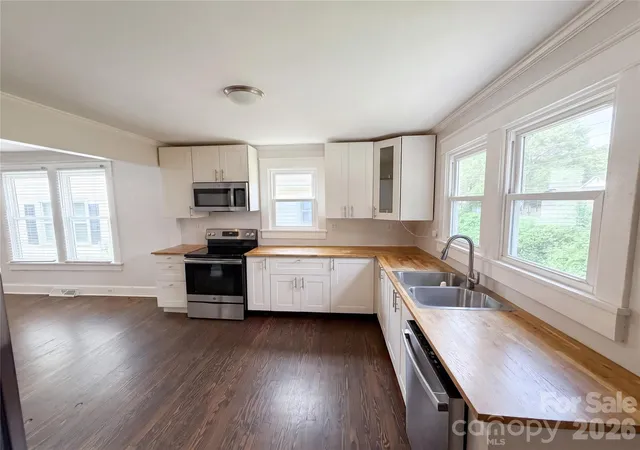 Photo 3 of Sale Pending at 519 N Rose Ave, Kannapolis, NC 28083 | MLS# 4399463 | Listing updated on 2026-09-04