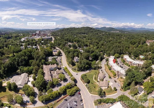 image of 208 Bowling Park Rd, Asheville, NC 28803