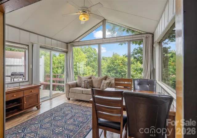 Photo 1 of Single family home for sale at 335 Snowshoe Loop, Newland, NC 28657 | MLS# 4399483 | Listing updated on 2026-07-14