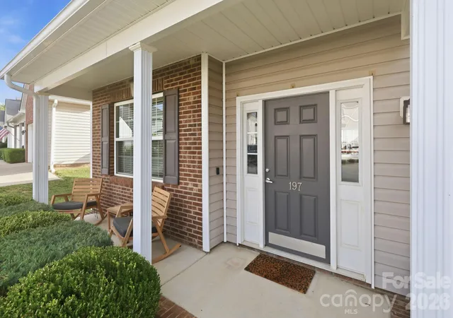 3rd image of 197 Roanoke Rd, Fletcher, NC 28732 | MLS# 4399484