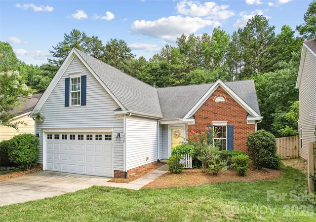 Homes for sale in Charlotte, NC | 1826 Wilburn Park Ln Nw, Charlotte, NC 28269 | MLS# 4399485