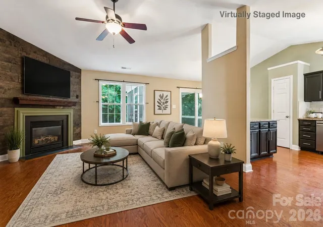 Homes for sale in Charlotte, NC | 1826 Wilburn Park Ln Nw, Charlotte, NC 28269 | MLS# 4399485