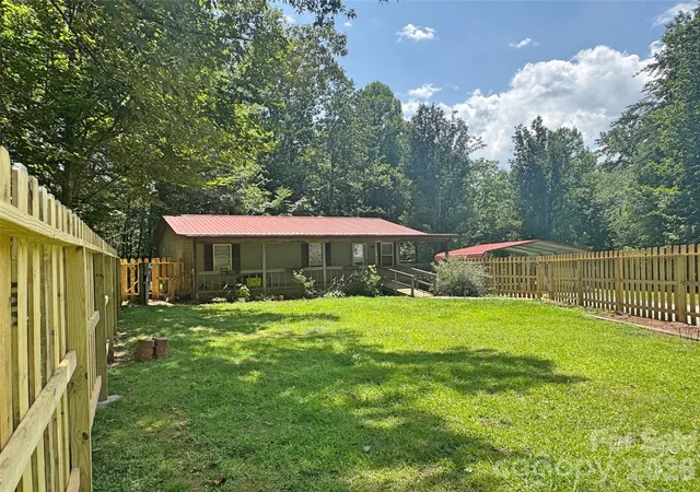 Homes for sale in Nebo, NC | 173 Croom Hollow Dr, Nebo, NC 28761 | MLS# 4399515