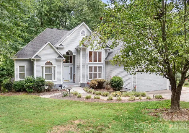1st image of 135 Pinecroft Ct, Troutman, NC 28166 | MLS# 4399522