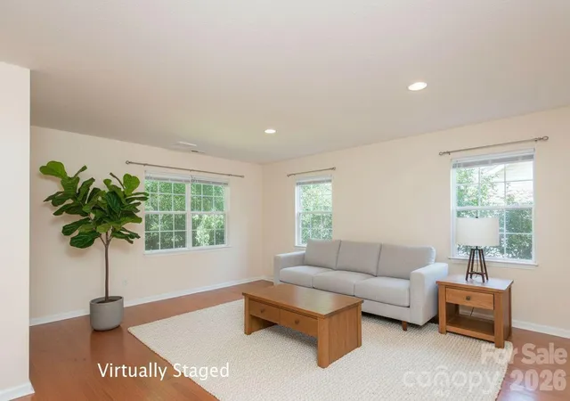 Photo 3 of Single family home for sale at 17 Pinecrest Dr, Asheville, NC 28803 | MLS# 4399525 | Listing updated on 2026-09-24