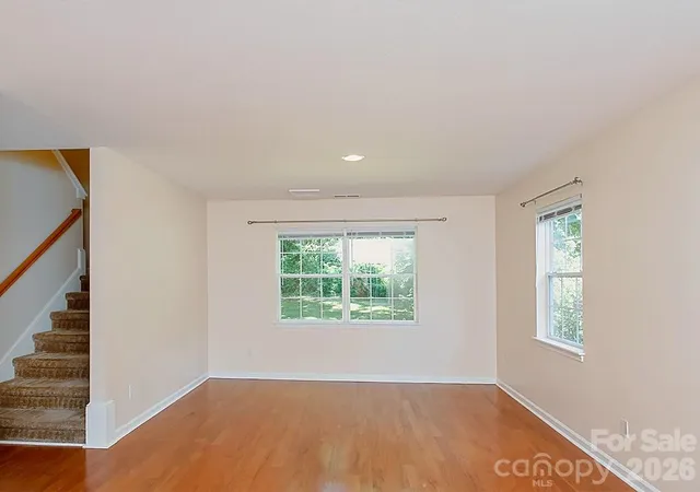 Photo 4 of Single family home for sale at 17 Pinecrest Dr, Asheville, NC 28803 | MLS# 4399525 | Listing updated on 2026-09-24