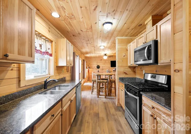 5th image of 344 Wolf Trl, Lake Lure, NC 28746 | MLS# 4399531