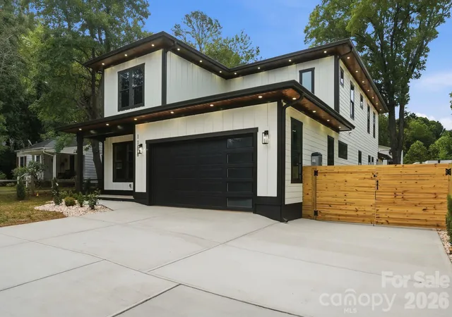 4th image of 1106 Brookhurst Dr, Charlotte, NC 28205 | MLS# 4399535