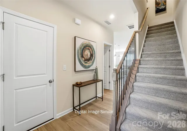 Photo 2 of Sale Pending at 5208 Wyes Oak Ln, Charlotte, NC 28269 | MLS# 4399545 | Listing updated on 2026-07-08