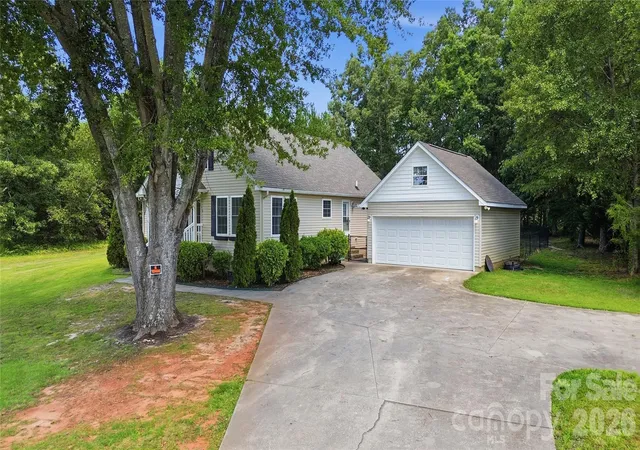 Homes for sale in Forest City, NC | 335 Providence Rd, Forest City, NC 28043 | MLS# 4399547