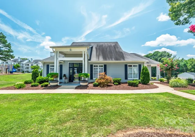 Homes for sale in Clover, SC | 11 Hamiltons Bay Ct #839, Clover, SC 29710 | MLS# 4399555