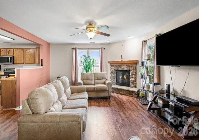 Photo 2 of Single family home for sale at 5597 Hammermill Dr, Harrisburg, NC 28075 | MLS# 4399567 | Listing updated on 2026-09-16