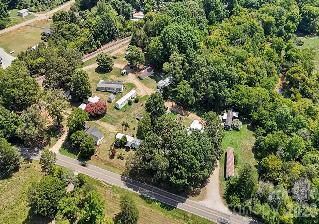 3rd image of 1678 Stone Street Ext, Mebane, NC 27302 | MLS# 4399573
