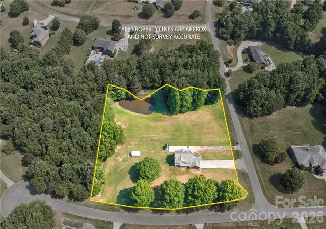 5th image of 3010 Eaker Dr, Cherryville, NC 28021 | MLS# 4399577