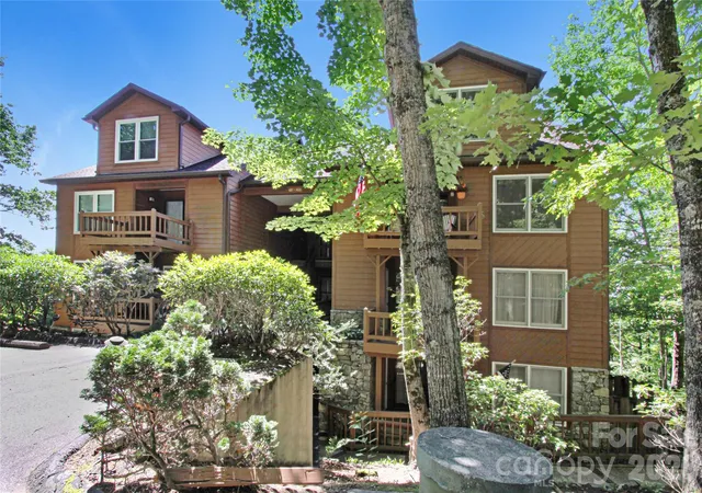 Homes for sale in Lake Toxaway, NC | 105 Toxaway Views Dr #405, Lake Toxaway, NC 28747 | MLS# 4399587
