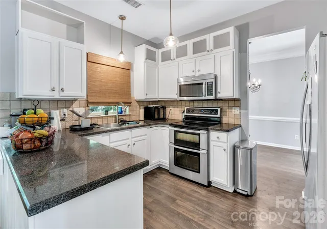 image of 9423 Willow Tree Ln, Charlotte, NC 28277 | MLS# 4399596