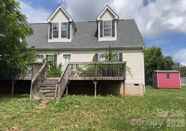 4th image of 19 Honey Skipper Ln, Candler, NC 28715 | MLS# 4399633