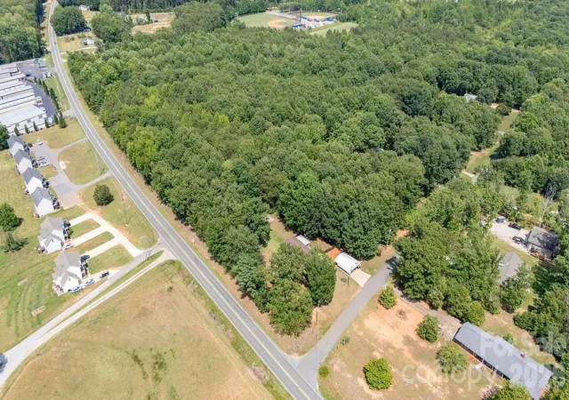 Homes for sale in Lincolnton, NC | 0000 N Nc 150 Hwy, Lincolnton, NC 28092 | MLS# 4399637