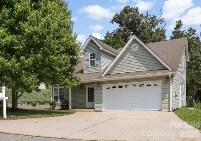 1st image of 50 Ridgeland Ln, Asheville, NC 28805 | MLS# 4399643