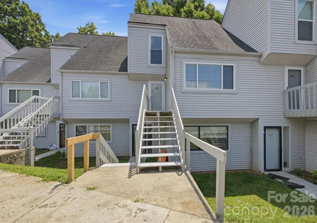 1st image of 1050 21st Ave Nw #6, Hickory, NC 28601 | MLS# 4399644