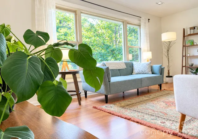 Photo 3 of Single family home for sale at 17 Rhododendron Pl, Asheville, NC 28805 | MLS# 4399647 | Listing updated on 2026-10-04
