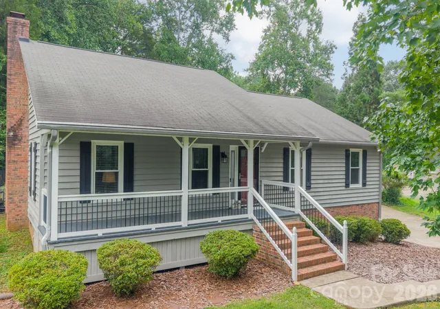 Photo 1 of Single family home for sale at 7400 Sample Rd, Huntersville, NC 28078 | MLS# 4399650 | Listing updated on 2026-10-26