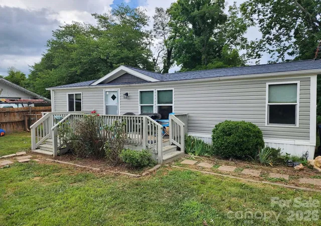 Homes for sale in Waynesville, NC | 345 Hyatt St, Waynesville, NC 28786 | MLS# 4399668