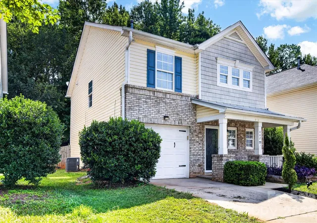 Photo 3 of Single family home for sale at 442 Tribune Dr, Charlotte, NC 28214 | MLS# 4399669 | Listing updated on 2026-10-12