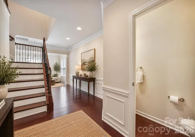 Photo 3 of Single family home for sale at 3845 Park S Sta Blvd, Charlotte, NC 28210 | MLS# 4399677 | Listing updated on 2026-09-24