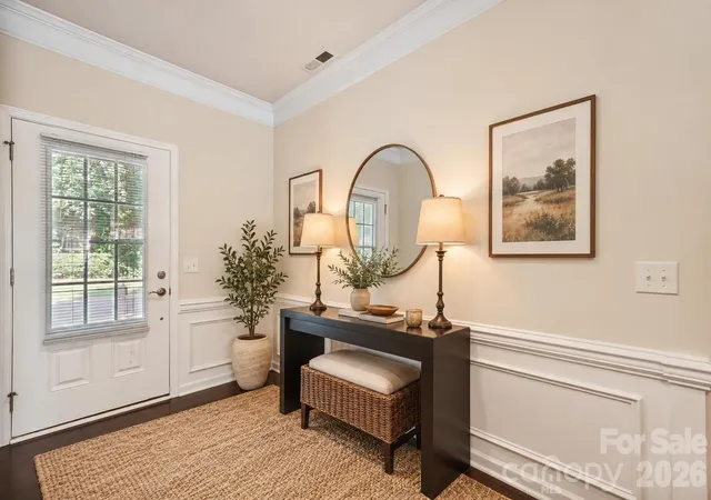 Photo 4 of Single family home for sale at 3845 Park S Sta Blvd, Charlotte, NC 28210 | MLS# 4399677 | Listing updated on 2026-09-24