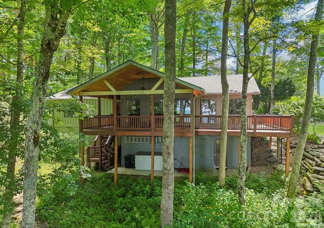 Photo 4 of Sale Pending at 1209 Mckinney Gap Dr, Mars Hill, NC 28754 | MLS# 4399695 | Listing updated on 2026-09-14