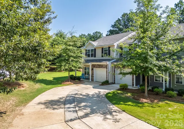 Homes for sale in Charlotte, NC | 13505 Browhill Ln, Charlotte, NC 28278 | MLS# 4399701